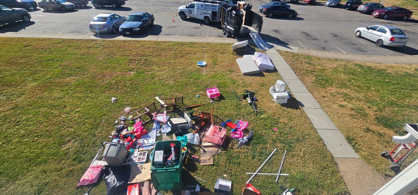 Project Tackling the Clutter with Swift Junk Removal in Richmond image