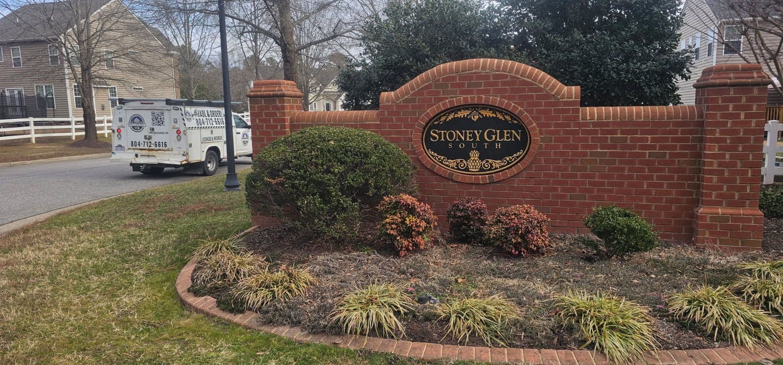 Project Say Goodbye to Clutter in Stoney Glen South image