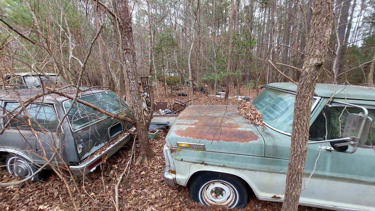 Project Abandoned Vehicle Removal in Chesterfield County image