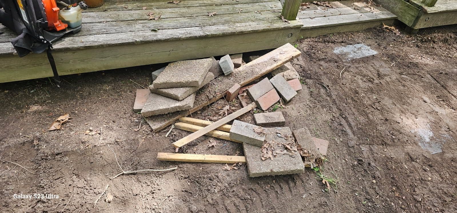Efficient Yard Cleanup Service in Chesterfield