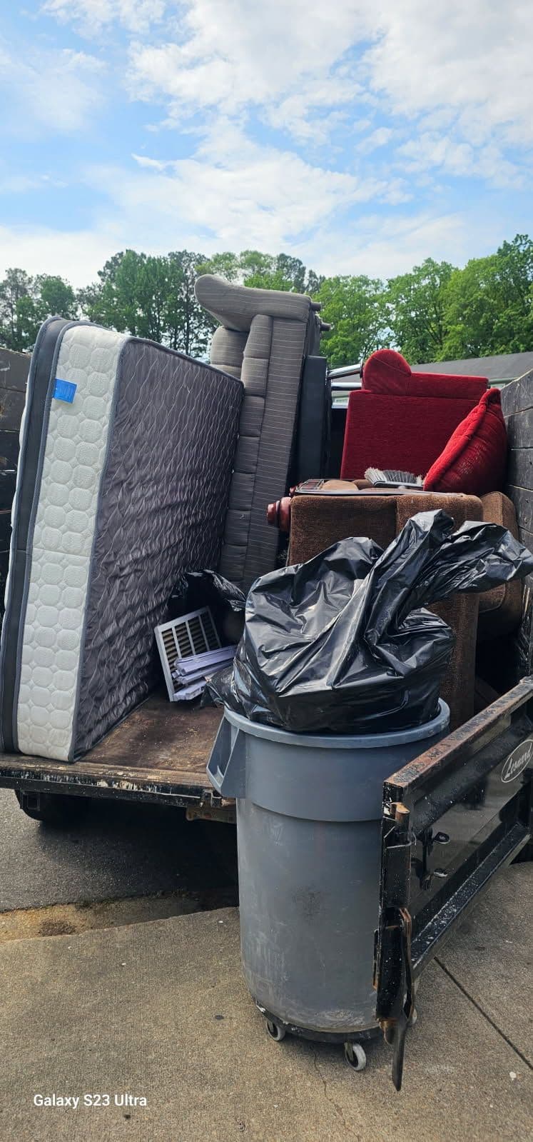 Project Efficient Apartment Clean-Out Richmond VA image