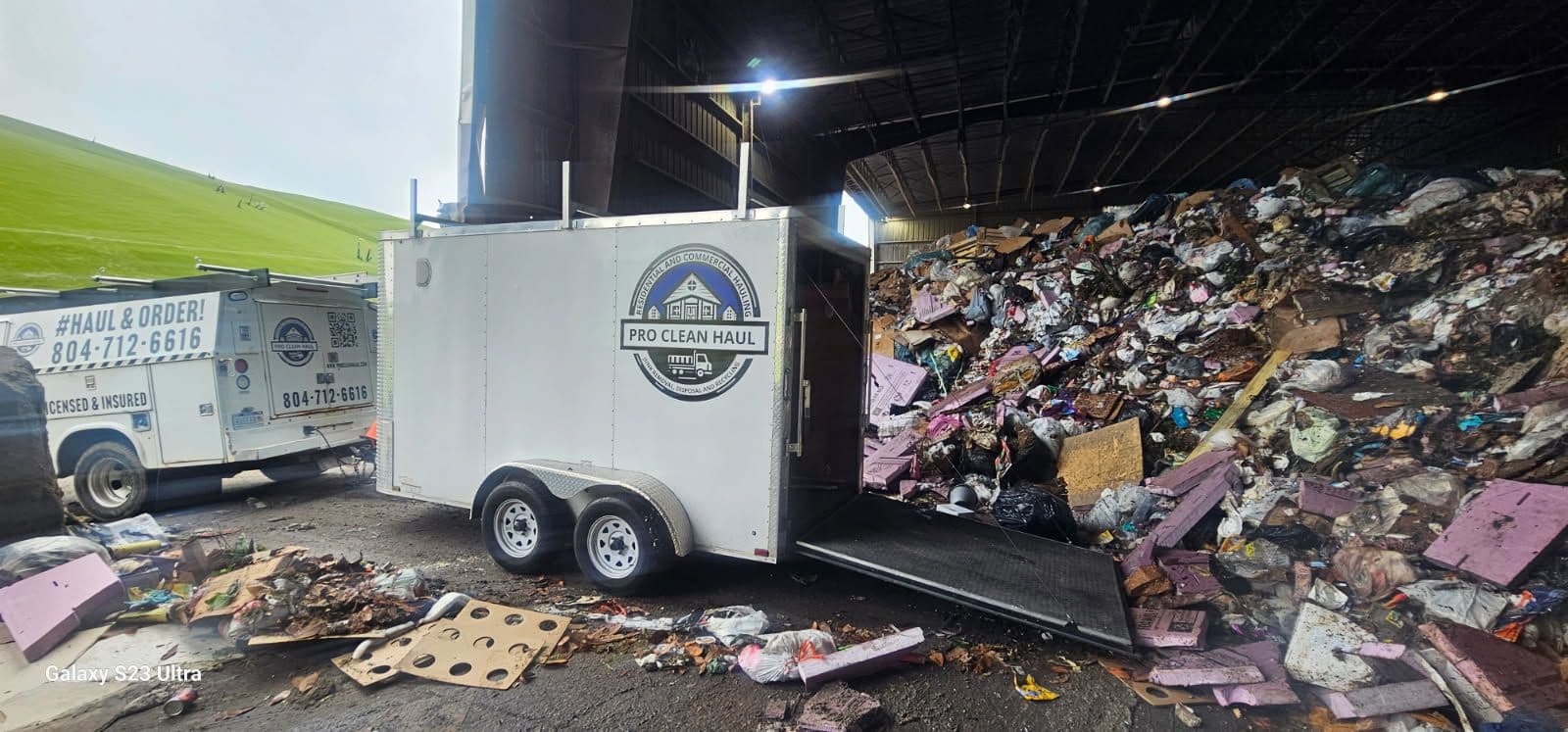 Project Efficient Junk Removal Services in Colonial Heights image