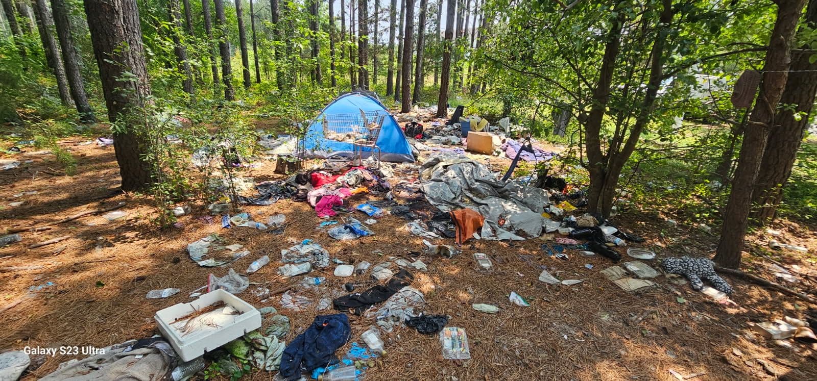 Efficient Campsite Cleaning Services in Chesterfield image