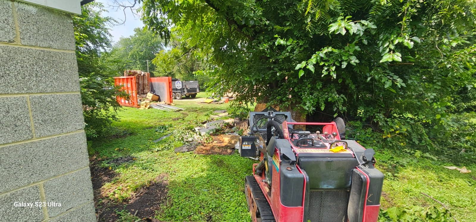 Efficient Bulk Trash Cleanup Services in Petersburg VA image