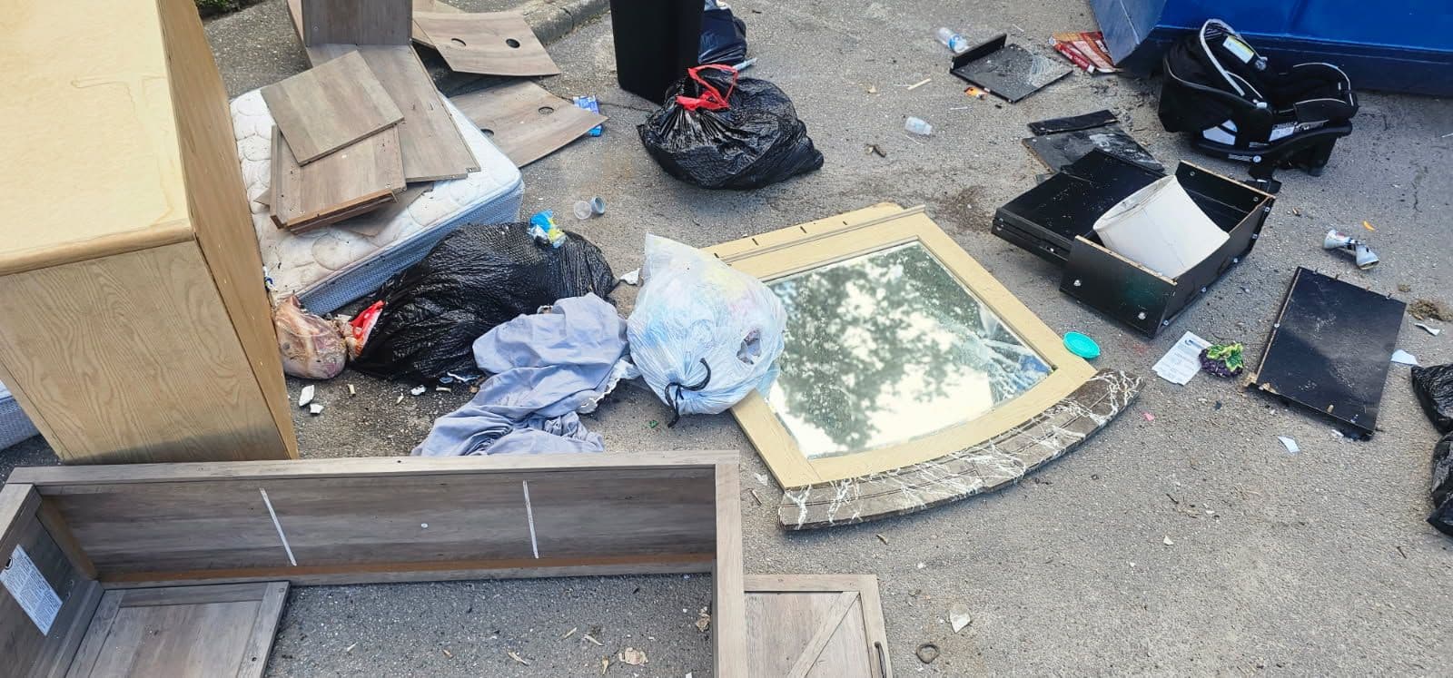 Keeping Chesterfield County Clean and Green image